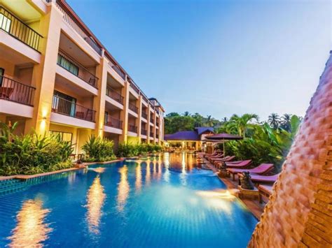 phuket accommodation specials.